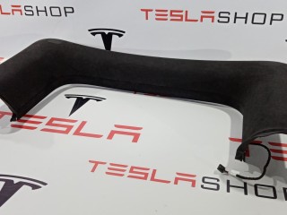Накладка стекла, подъемной задней двери, ориг. номер 1051545-04-E, Tesla Model X 2015-2021