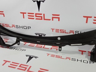 Подкапотная накладка стеклоочистителей, ориг. номер 1008976-00-E, Tesla Model S 2012-2016