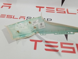 Накладка стойки С, ориг. номер 1002510-00-C, Tesla Model S 2012-2016