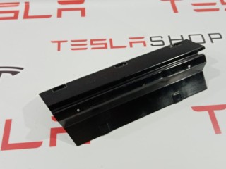 прочая запчасть, ориг. номер 1009174-00-C, Tesla Model S 2012-2016