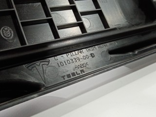 Накладка багажника (под полку), ориг. номер 1010339-00-C, Tesla Model S 2012-2016