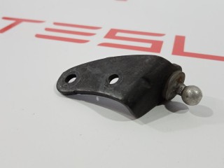 Кронштейн амортизатора капота (шаровый), ориг. номер 1011642-00-B, Tesla Model S 2012-2016