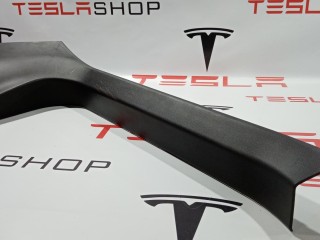 Накладка стойки А, ориг. номер 1002516-00-C, Tesla Model S 2012-2016