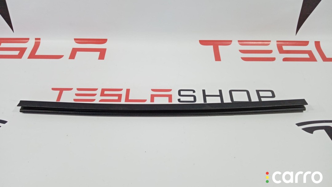 Уплотнитель стекла внутренний двери Tesla Model S 2012-2016, 1038408-00-A, фото 1