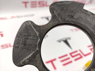 Накладка опоры (стакана) амортизатора, ориг. номер 1044036-00-B, Tesla Model Y 2020-2026
