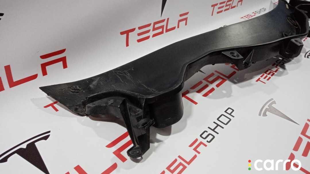 1036245-00-D Пластик лобового стекла Tesla Model X 2016г. - фото №2