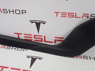 Панель центрального тоннеля, ориг. номер 1004705-01-D, Tesla Model S 2012-2016