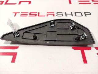 Накладка боковая торпеды, ориг. номер 1028359-00-A, 1028357-00-A, Tesla Model S 2012-2016