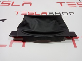 Накладка декоративная рулевой колонки, ориг. номер 1008303-00-D, Tesla Model S 2012-2016