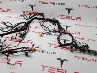 Электропроводка центральной панели, ориг. номер 1004422-94-T, Tesla Model S 2012-2016
