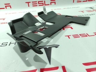 Накладка пластиковая под рулевой колонкой, ориг. номер 6007446-00-D, Tesla Model S 2012-2016