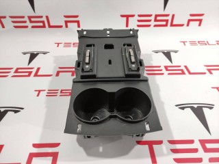 прочая запчасть, ориг. номер 1002366-00-E, Tesla Model S 2012-2016
