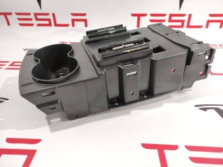Каркас подлокотника центральной консоли, ориг. номер 1002366-00-E, Tesla Model S 2012-2016