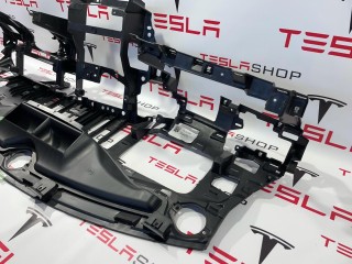 Каркас крепления центральной панели, ориг. номер 1060695-10-C, Tesla Model S 2012-2016