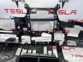 Каркас крепления центральной панели, ориг. номер 1060695-10-C, Tesla Model S 2012-2016