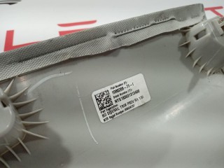 Накладка стойки С, ориг. номер 1086269-01-J, 1086269-01-I, Tesla Model 3 2017-2021