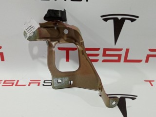 Кронштейн лонжерона (поддержка крыла/фары), ориг. номер 1086017-S0-A, Tesla Model 3 2017-2021
