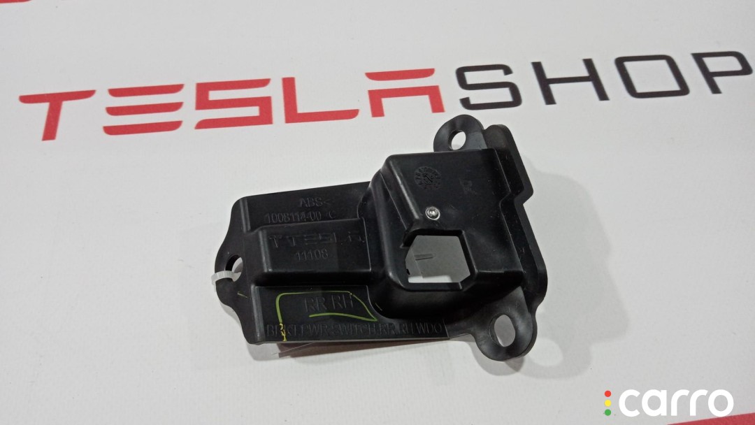 Кронштейн крепления кнопки стеклоподъемника двери Tesla Model S 2012-2016, 1008114-00-C, фото 1