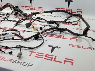 Электропроводка приборной панели кузова, ориг. номер 1004423-91-S, Tesla Model S 2012-2016