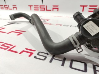 Шланги охлаждающей жидкости, ориг. номер 1067473-00-H, Tesla Model S 2012-2016