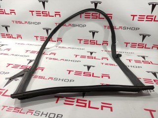 Уплотнитель проема дверного, ориг. номер 1090511-00-K, Tesla Model 3 2017-2021