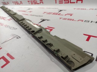 Накладка металлическая боковая основной батареи, Tesla Model S 2012-2016