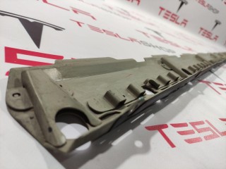 Накладка металлическая боковая основной батареи, Tesla Model S 2012-2016