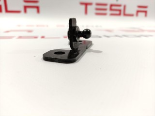 Кронштейн амортизатора капота (шаровый), ориг. номер 1091870-00-B, Tesla Model 3 2017-2021