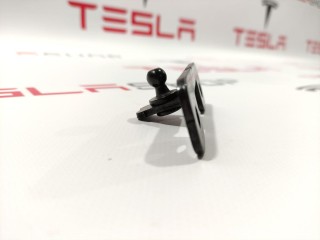 Кронштейн амортизатора капота (шаровый), ориг. номер 1091870-00-B, Tesla Model 3 2017-2021