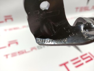 Кронштейн амортизатора капота (шаровый), ориг. номер 1089587-00-C, Tesla Model 3 2017-2021