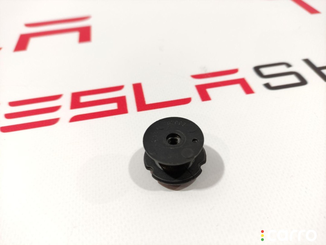 Клипса шпильки крепления грузовой сетки Tesla Model S 2012-2016, 1009089-00-A, фото 4
