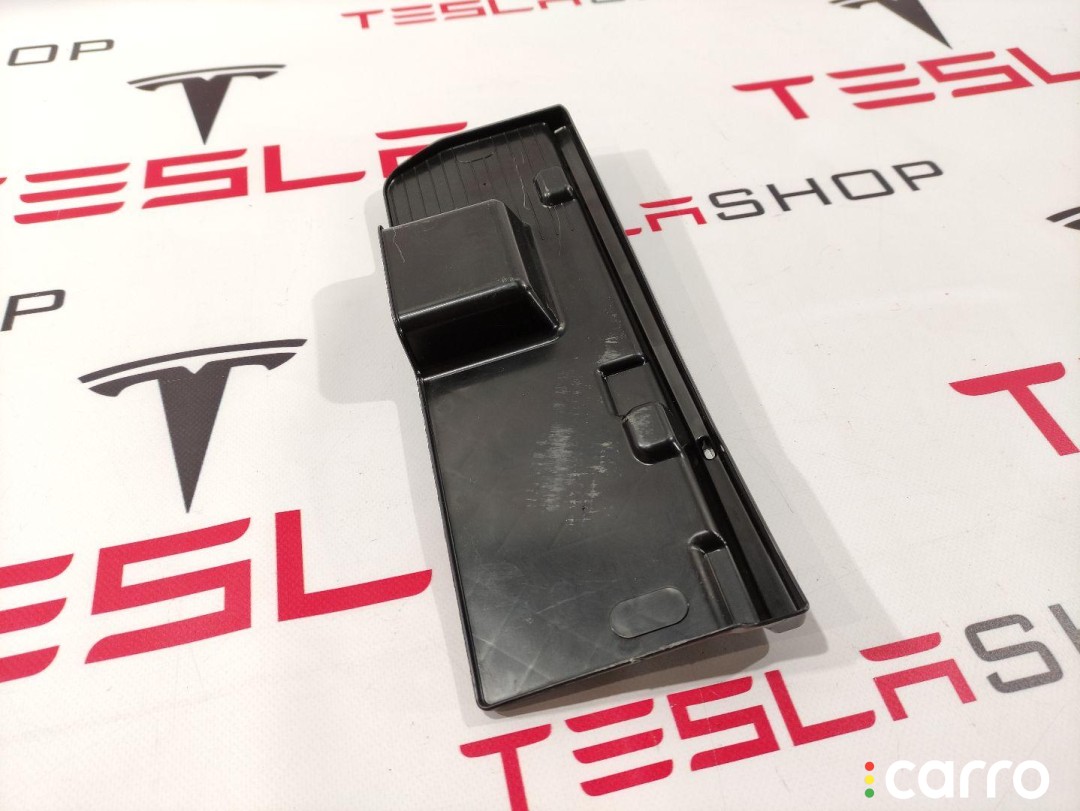 Крышка бортового компьютера Tesla Model 3 2017-2021, 1468367-00-A, фото 1
