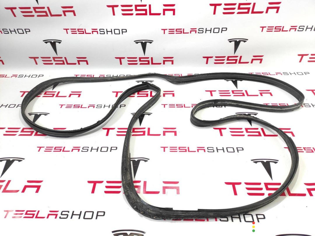 Уплотнитель проема дверного Tesla Model X 2015-2021, 1032470-75-C, фото 2