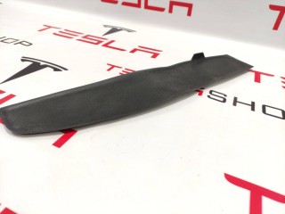Коврик кармана двери, ориг. номер 1498485-00-A, Tesla Model Y 2020-2026