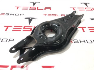 прочая запчасть, ориг. номер 1044451-00-F, Tesla Model Y 2020-2026