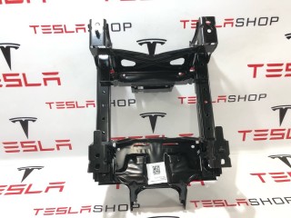 Кронштейн крепления сиденья, ориг. номер 1490674-00-D, Tesla Model Y 2020-2026