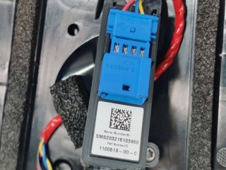 Накладка стойки B, наружная, ориг. номер 1516258-00-D, 1494241-00-A, Tesla Model Y 2020-2026