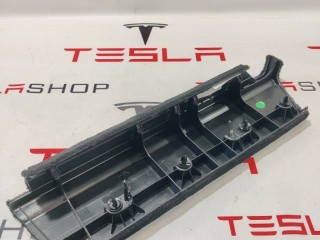 Накладка лонжерона, ориг. номер 1606536-00-C, Tesla Model S 2-й рест 2021-2026