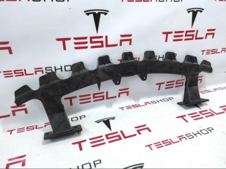 Гребень переднего бампера, ориг. номер 1045120-00-A, Tesla Model S 2012-2016