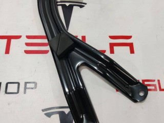 Усилитель распорка стоек амортизатора, ориг. номер 1617460-00-B, Tesla Model S 2-й рест 2021-2026