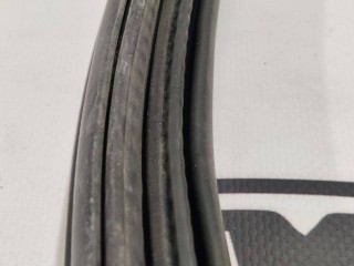 Уплотнитель бокса подкапотного резиновый, ориг. номер 6009581-00-C, Tesla Model S