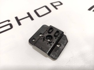 Кронштейн крепления козырька солнцезащитного, ориг. номер 1090081-00-F, Tesla Model 3 2017-2021