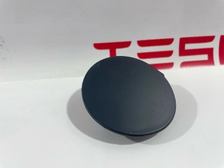 заглушка переднего бампера под крюк, ориг. номер 1818917-20-C, Tesla Model 3 2 2024-2026
