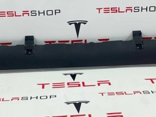 Накладка порога рокерной панели, ориг. номер 1089829-00-D, 1089831-00-D, Tesla Model 3 2017-2021