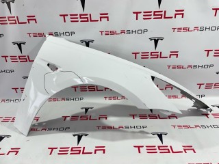 Крыло переднее правое, ориг. номер 1081400-00-D, Tesla Model 3 2017-2021