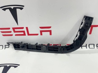 крепление бампера заднего правый, ориг. номер 1757098-00-D, 1762735-00-C, Tesla Model 3 2 2024-2026