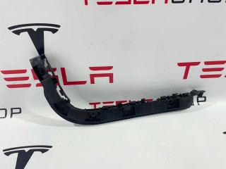 крепление бампера заднего правый, ориг. номер 1757098-00-D, 1762735-00-C, Tesla Model 3 2 2024-2026