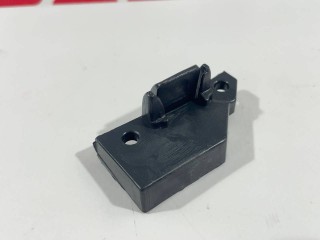 крепление переднего бампера правое, ориг. номер 1734300-00-H, 2013442-S0-G, Tesla Model 3 2 2024-2026