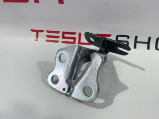 петля двери, ориг. номер 1773627-00-A, Tesla Model 3 2 2024-2026
