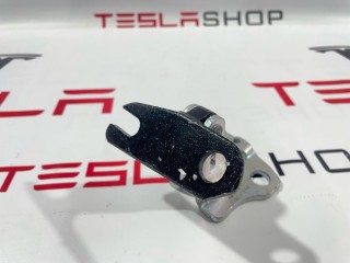 петля двери, ориг. номер 1773630-00-A, Tesla Model 3 2 2024-2026